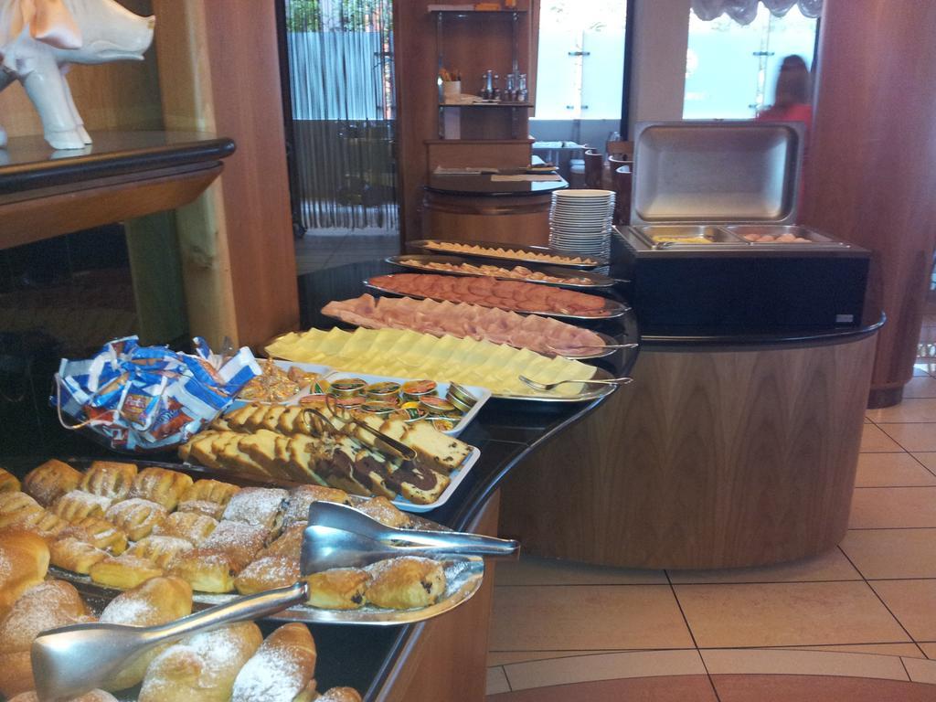 Hotel Europa Bibione Exterior photo